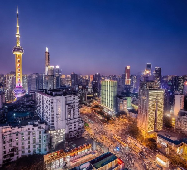 浦东上海美，商贸新闻背后的商业故事